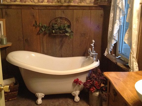 Master bath,plus shower