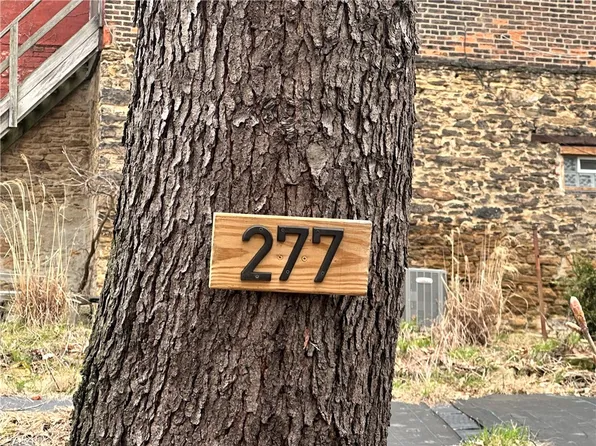 277 Plyer Way, Pittsburgh, PA 15211