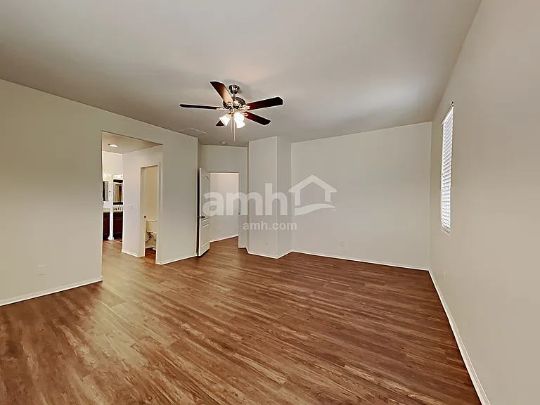 492 Bright Peridot Ave — Photo 8