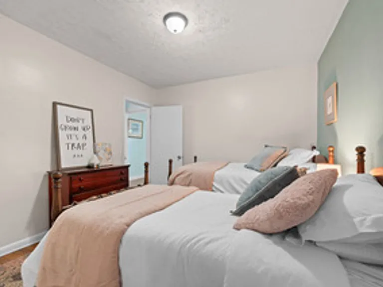 4612 Greenwood Dr — Photo 15