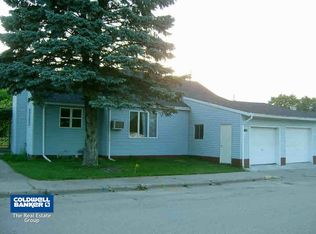 110 Railroad Ave, Bear Creek, WI 54922