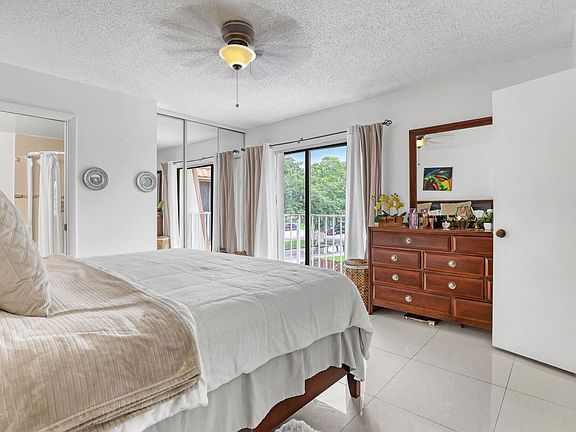 5th image of 728 Mill Valley Pl
