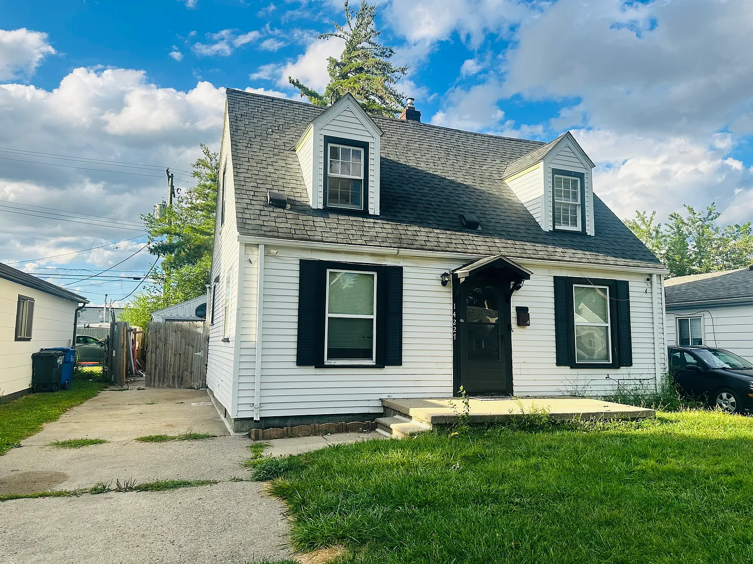 3 bed, 1008 sqft, $1,600 — Photo 2