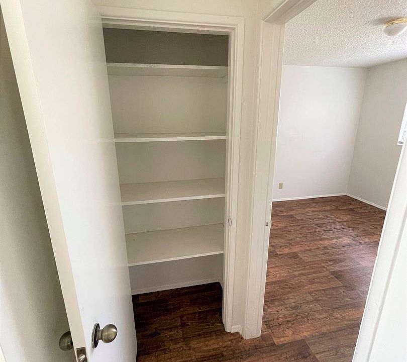 1st image of 80 Bell Way