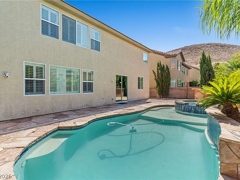 758 London Eye Ct — Photo 3