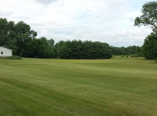 N2726 Retzlaff Rd, Fort Atkinson, WI 53538