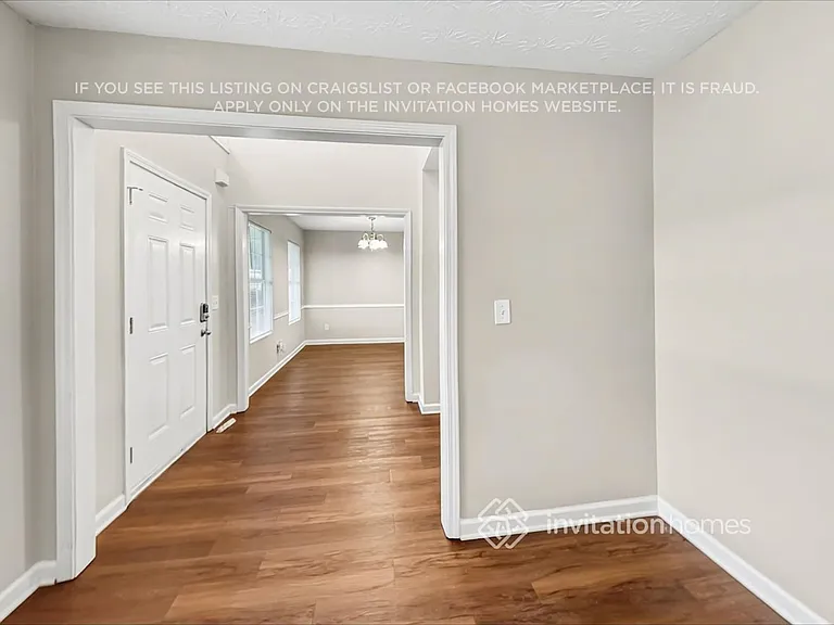 10 Summer Breeze Ct — Photo 8