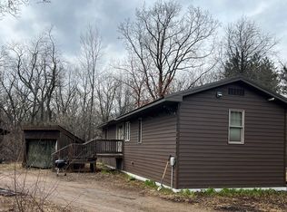 7534 Oak Hills Dr, Almond, WI
