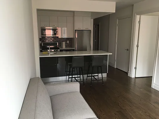 Rented by News Realty | media 29