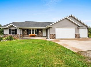 W5611 Gravelly Brook Rd, Porterfield, WI 54159
