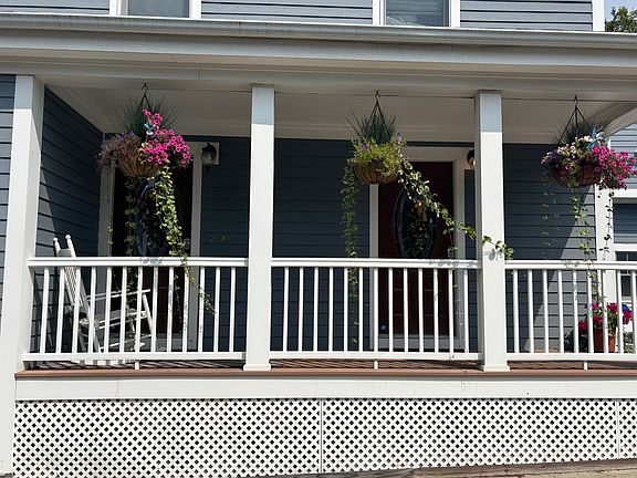 3rd image of 54 Dixon St #1