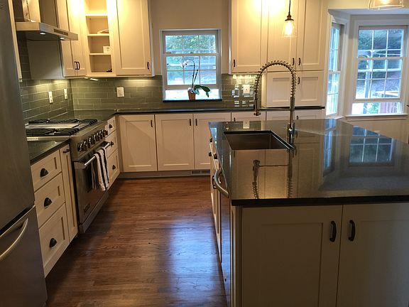 4th image of 1470 Ashley Ct