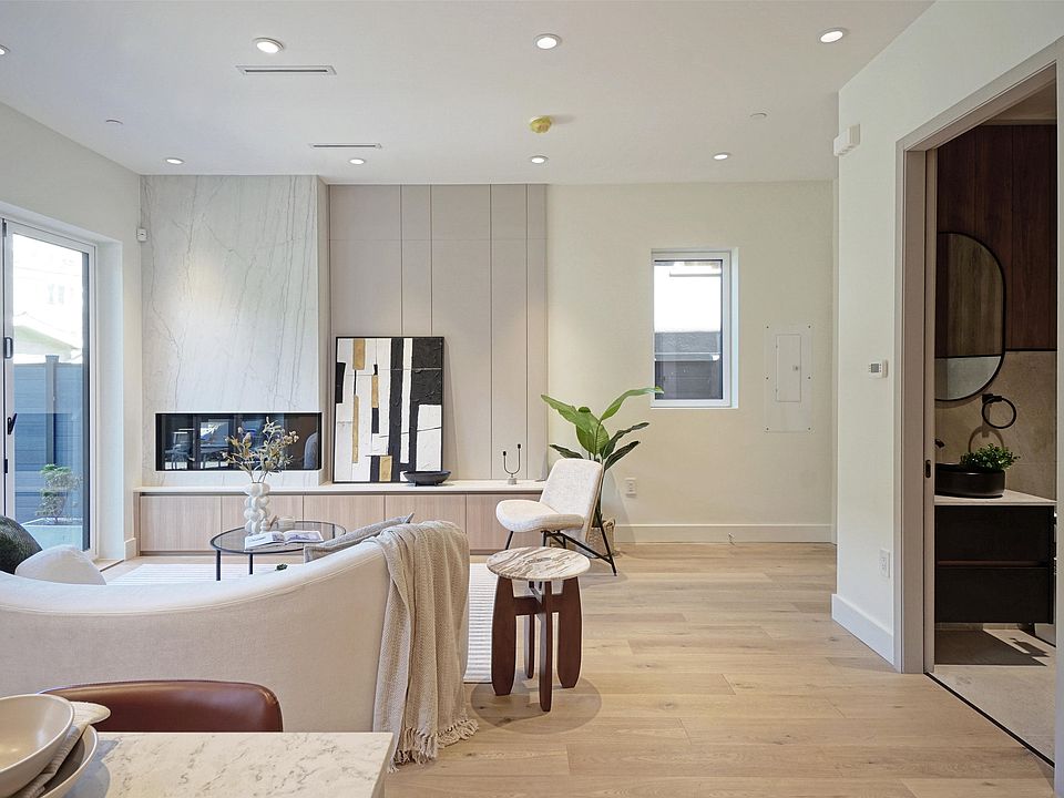 1st image of 3315 W 10th Ave #2