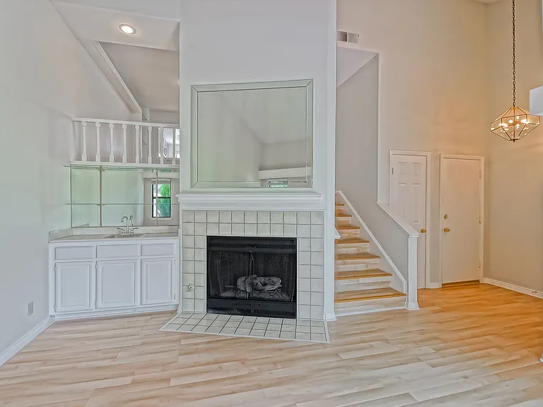 23 Coronado Ct — Photo 8