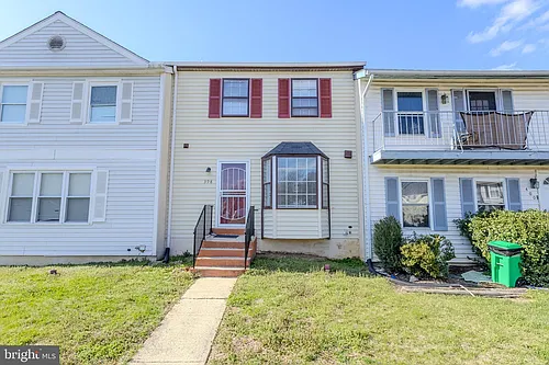 398 Harry S Truman Dr #270 Photo 1