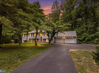 4111 Pinewood Ter, Chesapeake Beach, MD 20732