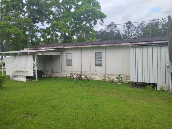 321 Grace Dr, Defuniak Springs, FL 32433
