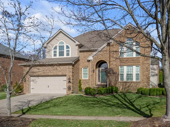647 Gingermill Ln, Lexington, KY 40509
