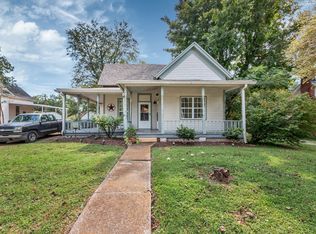 106 3rd Ave UNIT B, Columbia, TN 38401