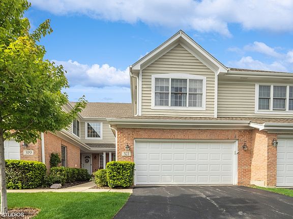 2nd image of 321 Turnberry Ln