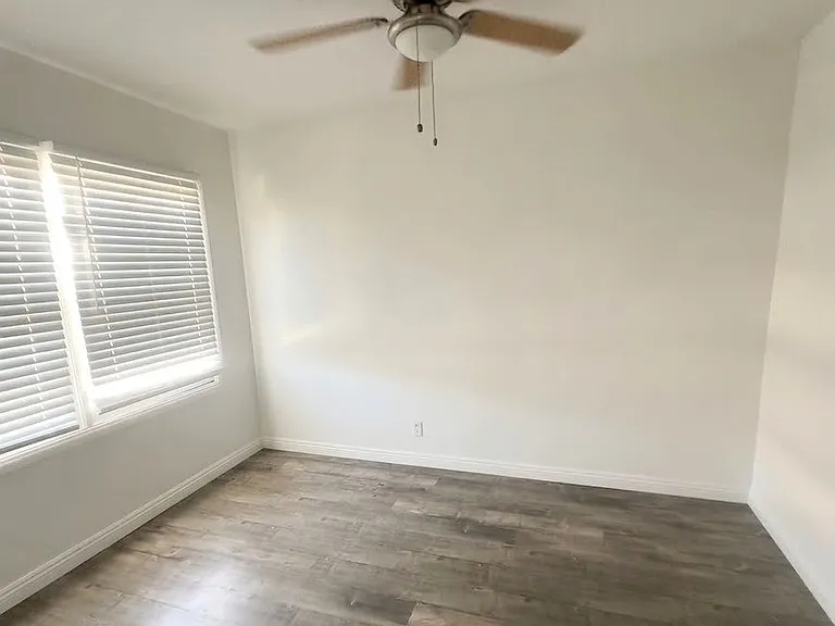 2715 San Marino St #5.5 — Photo 3