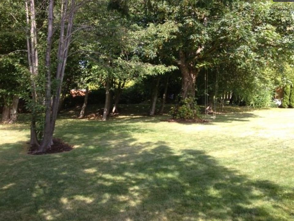 2nd image of Maple Ave