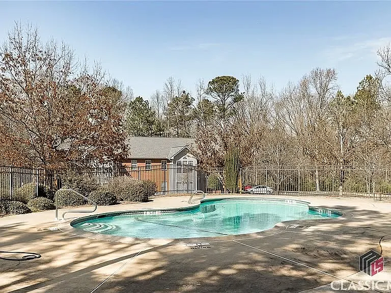 345 Research Dr — Photo 4