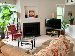 911 Washington St APT 204, Raleigh, NC 27605