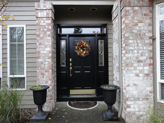 flower pots are not included in the rent.