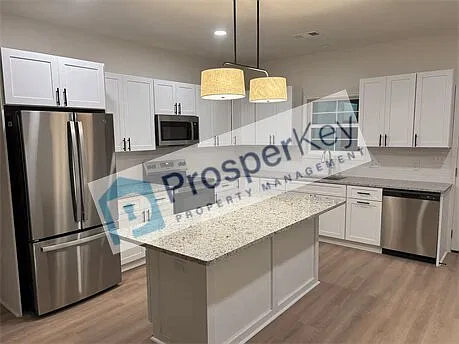 5612 Boby Dr — Photo 2