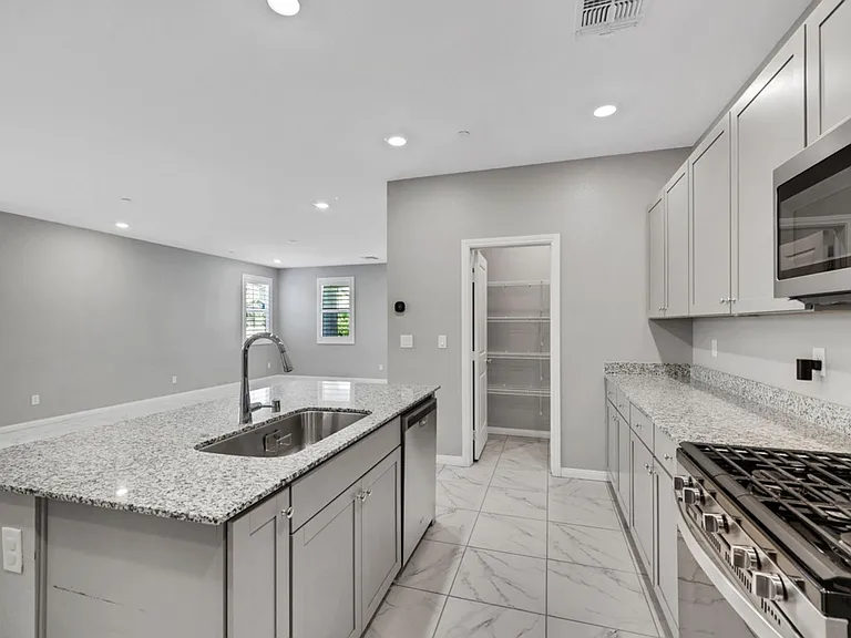 3532 Siderno Ln — Photo 7