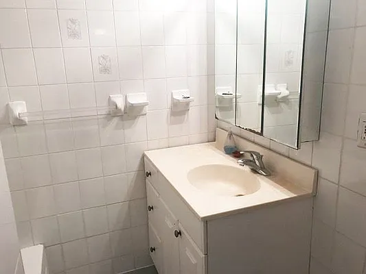 Rented by Ulas Real Estates Inc | media 23