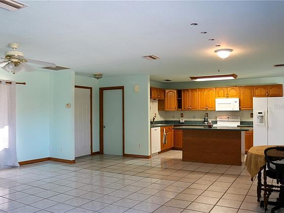 3rd image of 10670 Del Prado Dr W