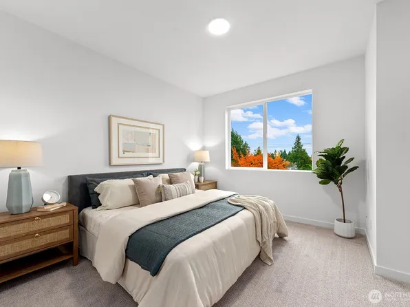1405 SW 111th Lane, Seattle, WA 98164