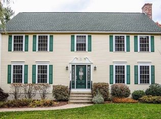 26 Virginia Ct, Hooksett, NH 03106