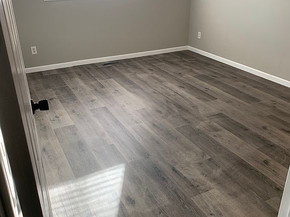 5th image of 1358 Southwinds Dr APT 4