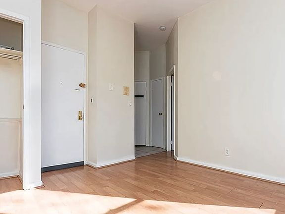 4th image of 1104 Bushwick Ave #4C