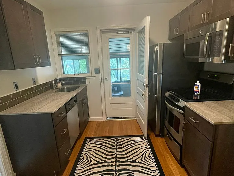 544 S 5th Ave — Photo 11