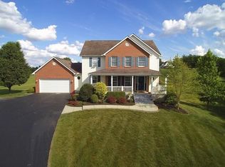 1900 W Glenhurst Dr NW, Lancaster, OH 43130