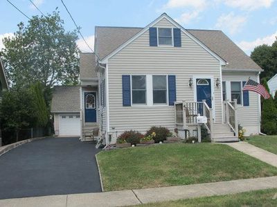 41 Walray Ave, North Haledon, NJ, 07508