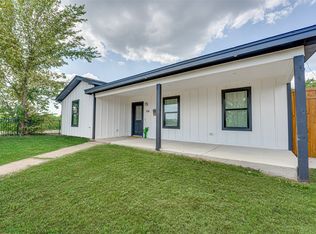 104 Pond St, Bardwell, TX 75101