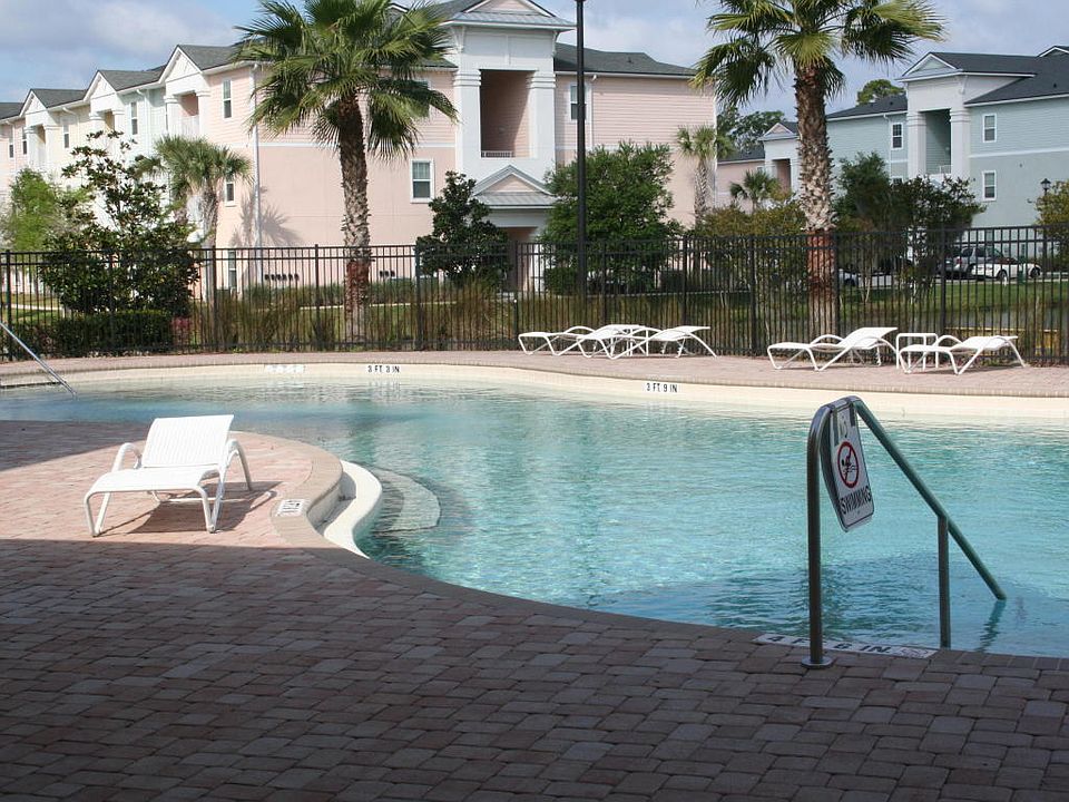 1st image of 4990 Key Lime Dr Unit 305