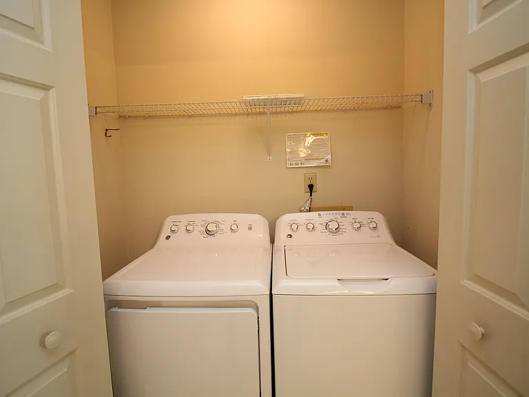 33 Cedar Knoll Dr — Photo 19