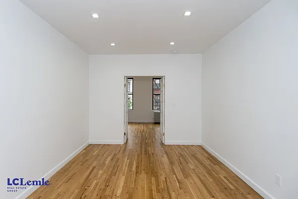 Rented by LC Lemle Real Estate Group | media 2