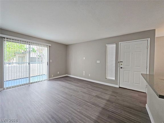 5th image of 3038 Tarpon Dr Unit 203