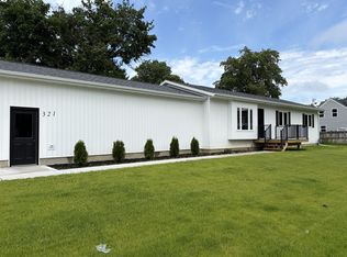 321 E 8th St S #1, Newton, IA 50208