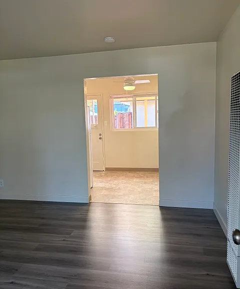 539 Chiquita Ave — Photo 5