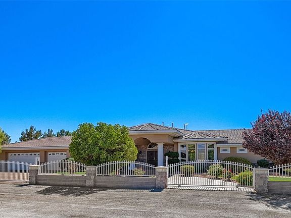 2nd image of 6325 Iron Mountain Rd