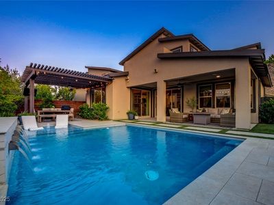 9702 Starlight Ridge Ave, Las Vegas, NV, 89148