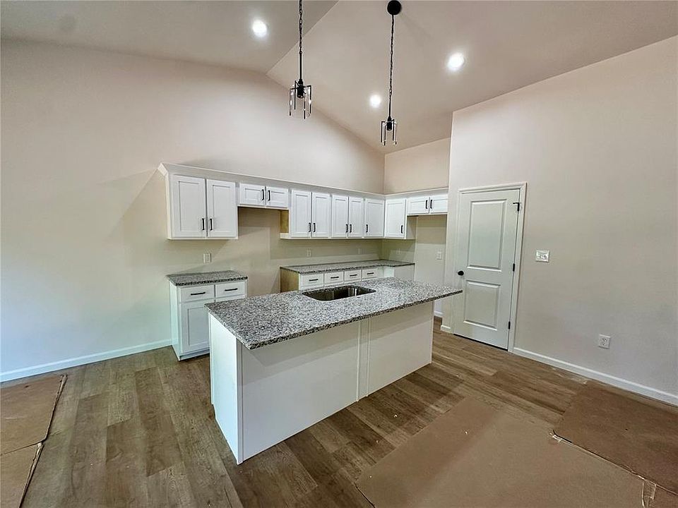 2nd image of 1961 Allen Ct